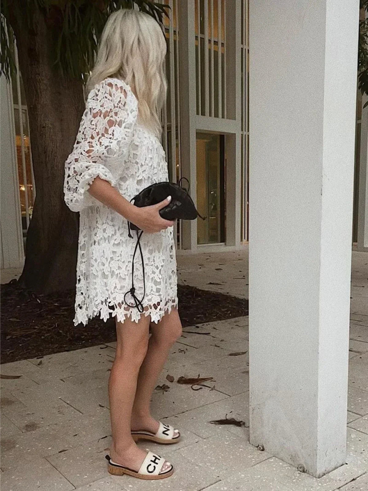 Flätad Syntetläder Dragkedjepåse med Vävt Mönster och Minimalistisk Design för Vardags- och Kvällsbruk